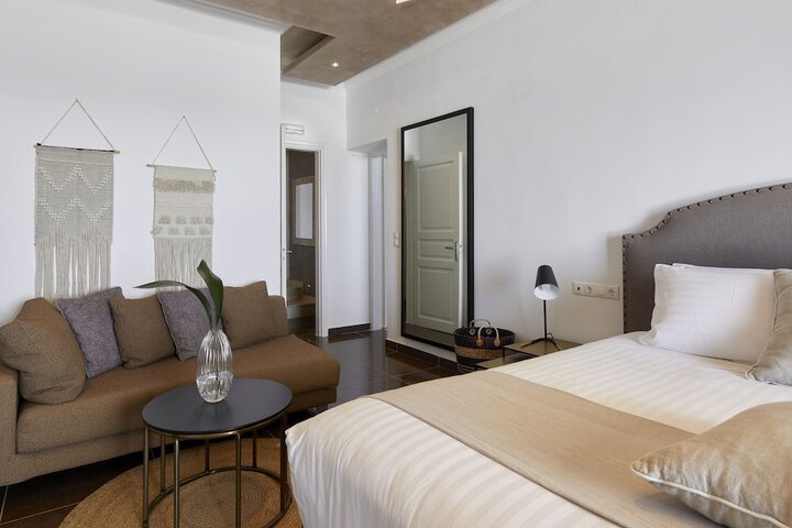 Room 177 of 295
