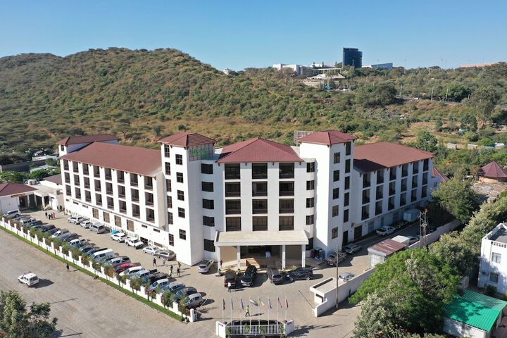 Hotel 53 of 53