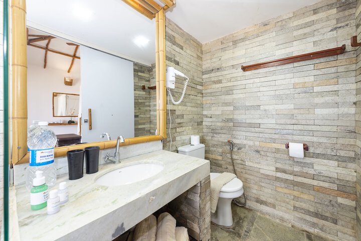Clean Restrooms