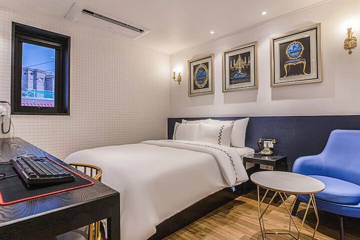 MARI Hotel