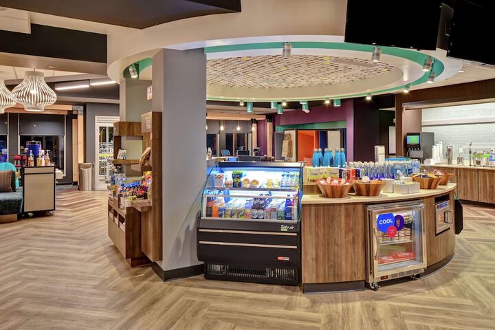 Snack bar