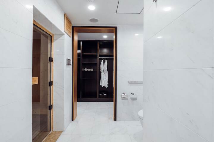 Room 15 of 139