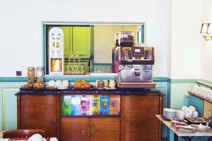 Breakfast/Coffee Service 47 of 61