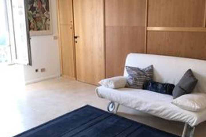 Room 16 of 17