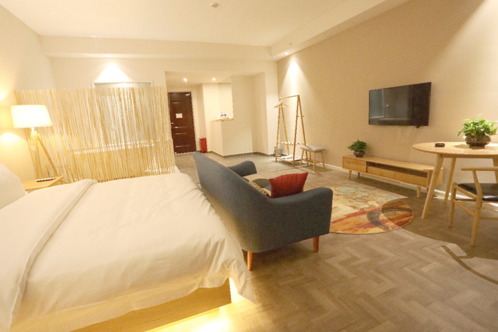 Hotel 8 of 44