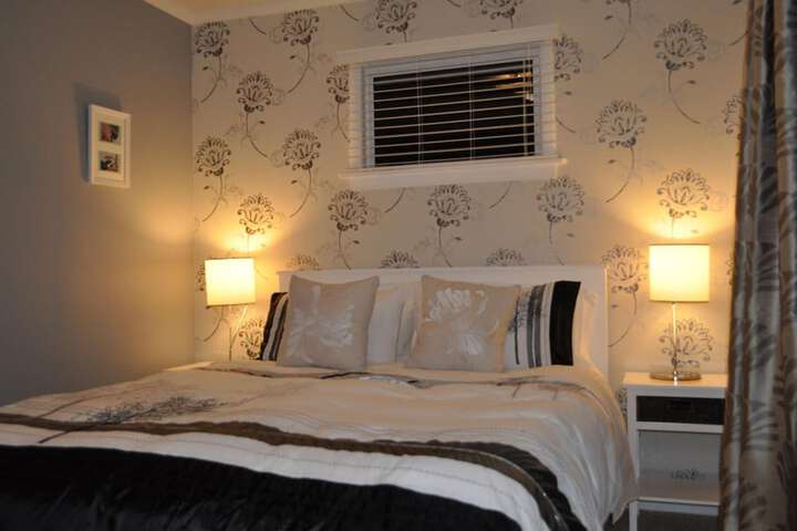 Room 10 of 37