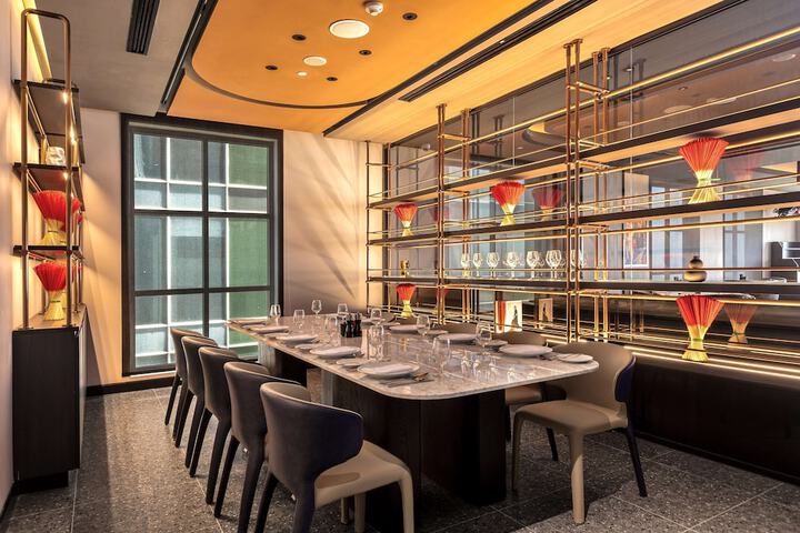 Dining 60 of 110
