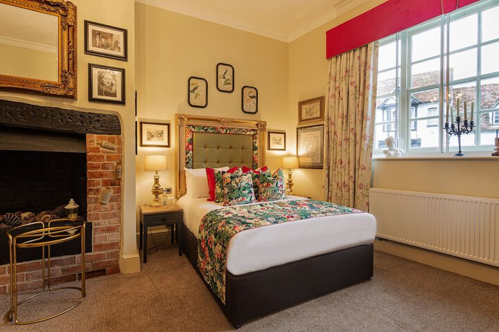 Room 46 of 169