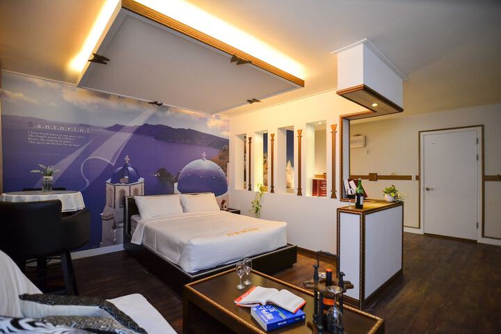 Room 27 of 54