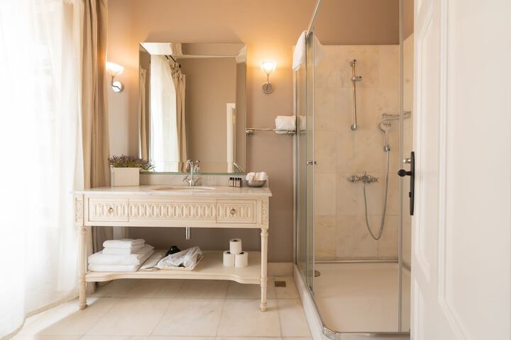 Bathroom Vanities