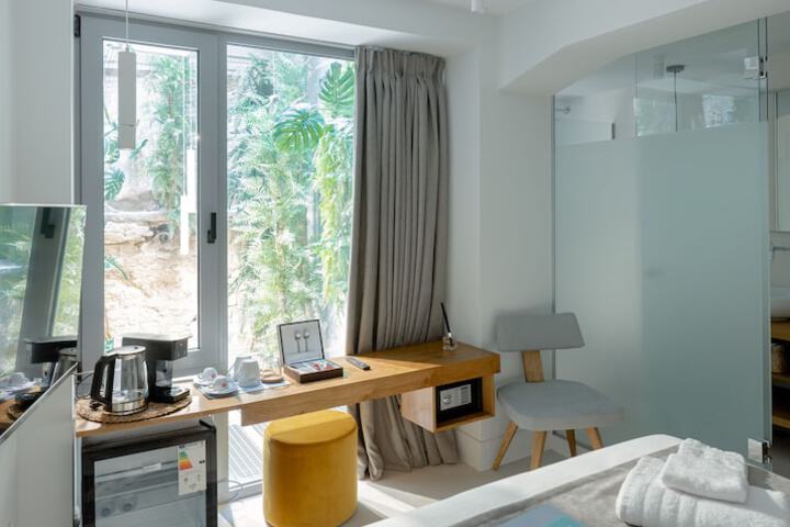 Room 11 of 54