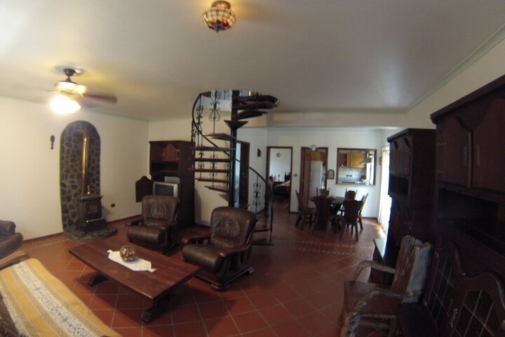 Room 49 of 77