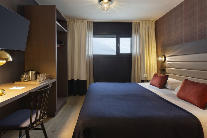 Room 30 of 59