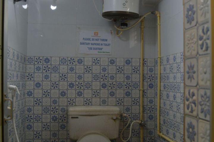 Room 77 of 94