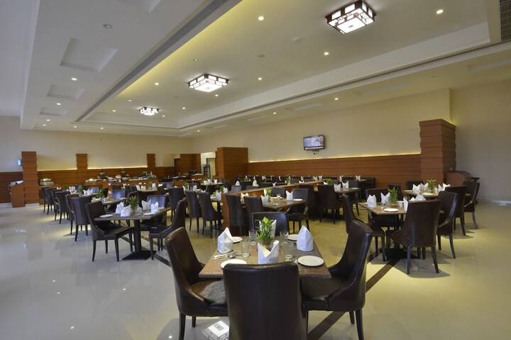 Dining 57 of 83