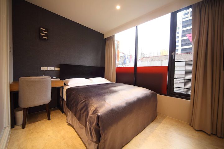 Room 15 of 31