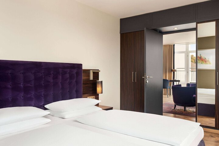 Room 29 of 79