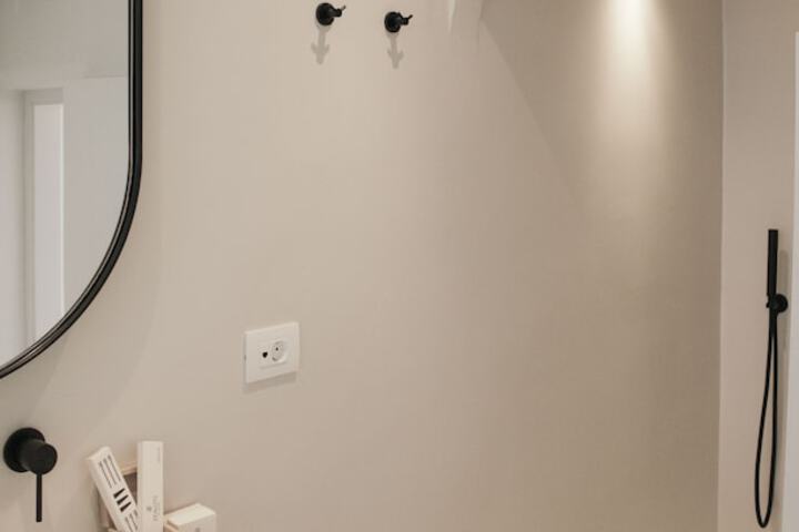 Room 64 of 154
