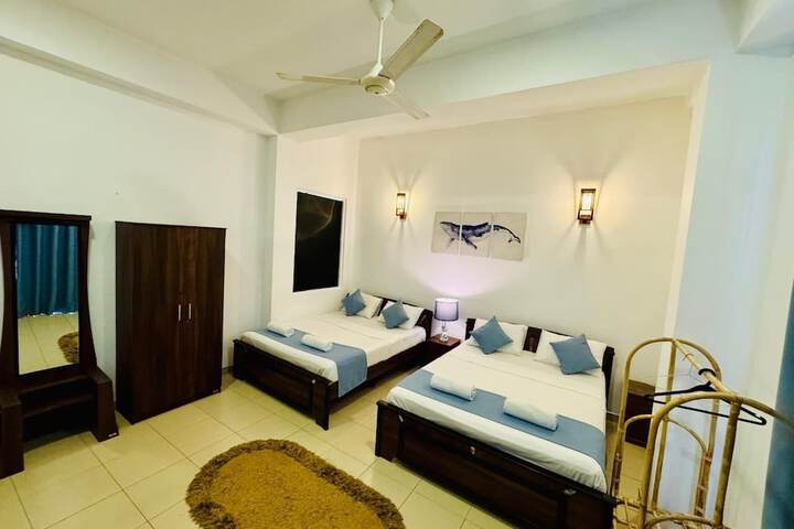 Room 8 of 44