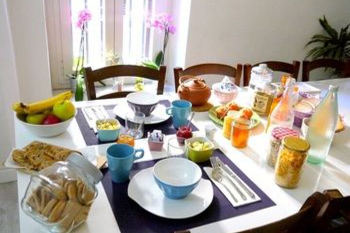 Breakfast/Coffee Service 2 of 23