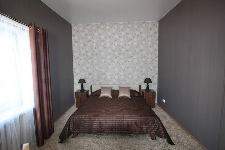 Room 11 of 82