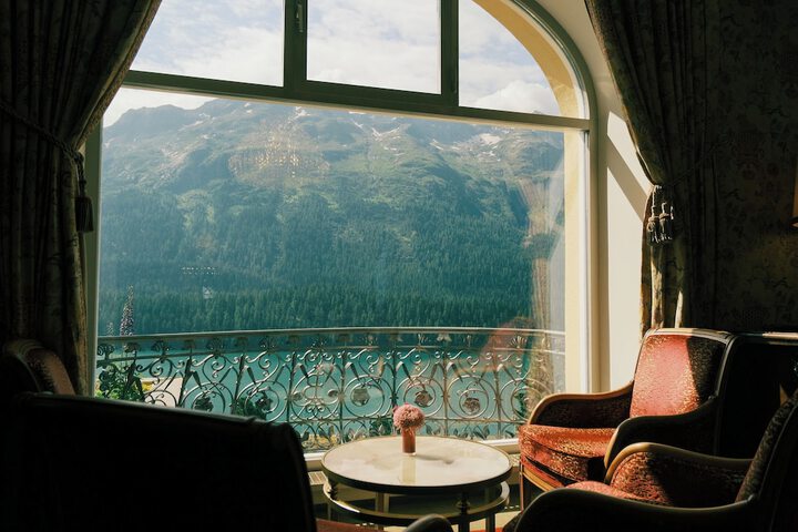 Guest Lobby