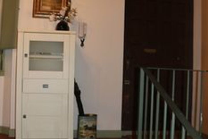 Room 16 of 21