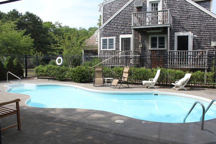 Pool 38 of 40