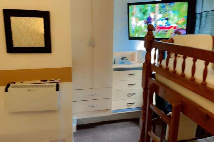 Room 45 of 143