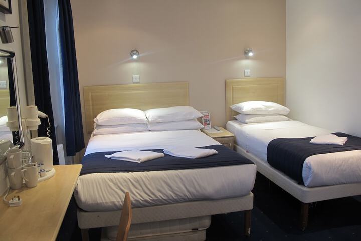 Room 35 of 54