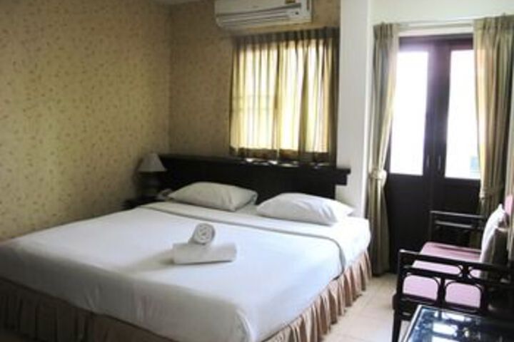 Room 7 of 21