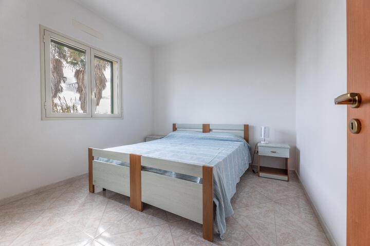 Room 8 of 21
