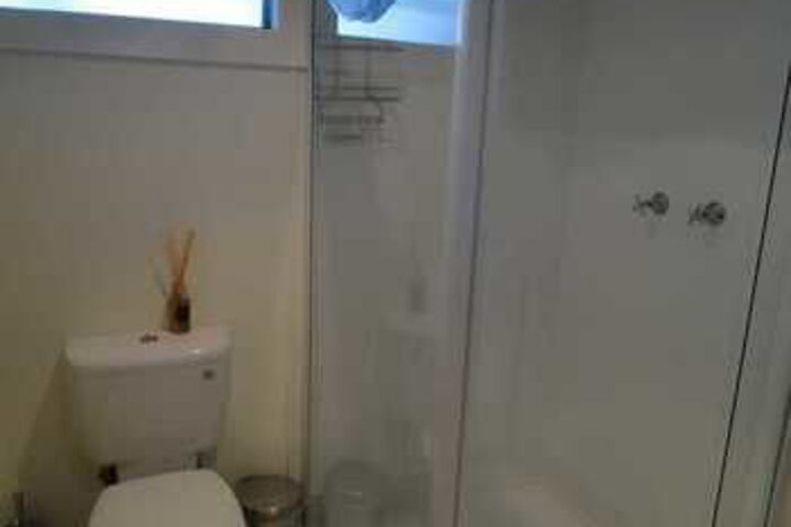 Room 2 of 16