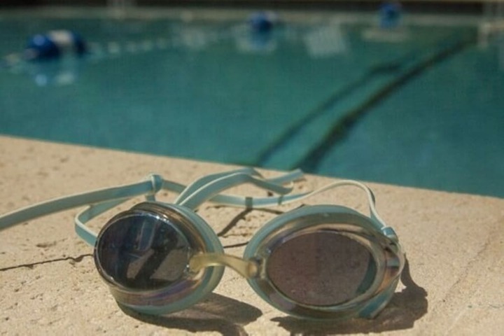 Hotel Pool