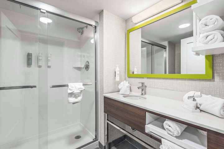 Bathroom shower