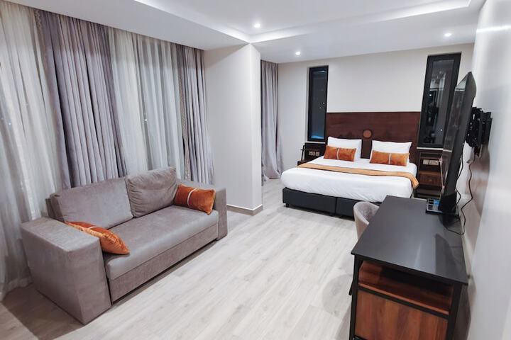 Room 36 of 106