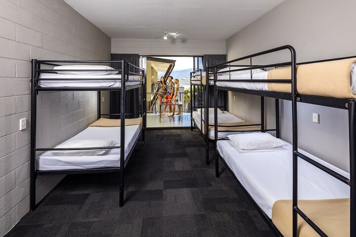 Room 7 of 71