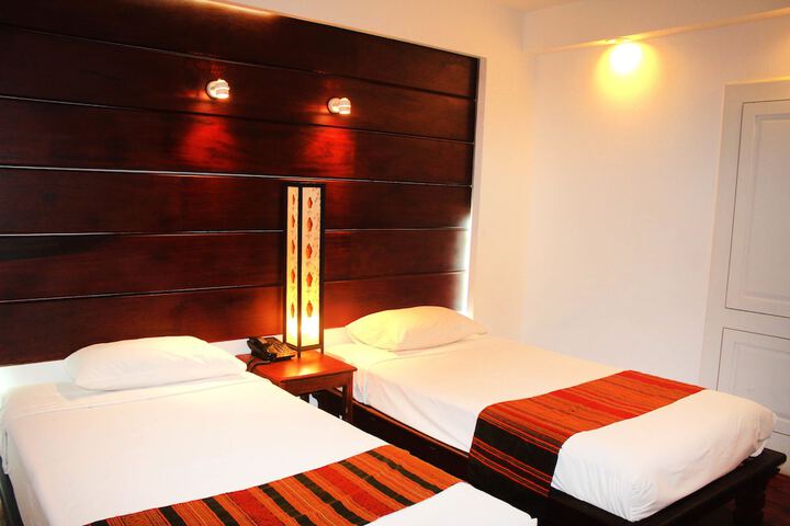 Room 10 of 52