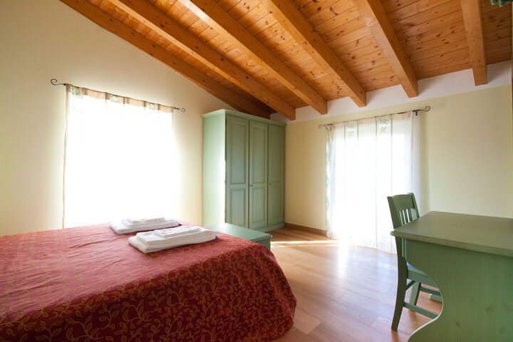 Room 8 of 64