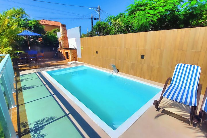 Pool 173 of 201