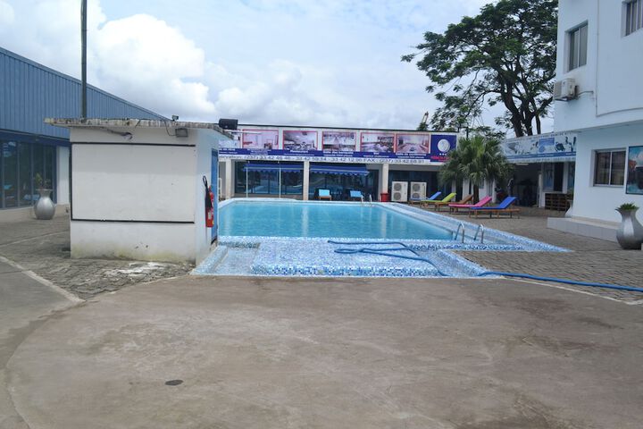 Pool 30 of 47