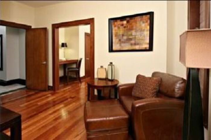 Room 16 of 23