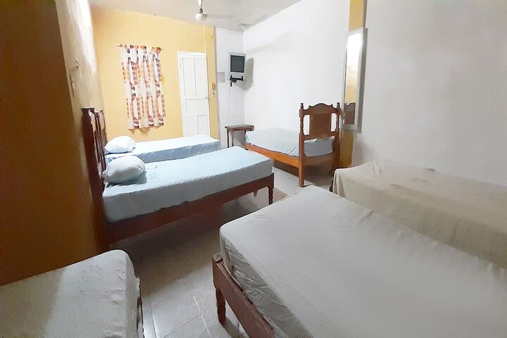 Room 7 of 25