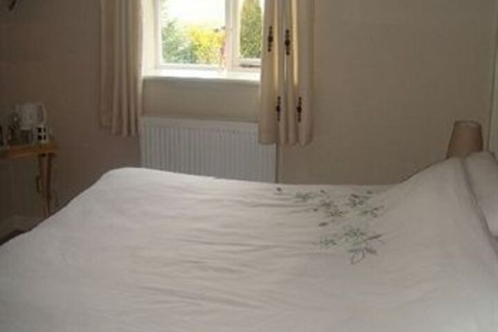 Room 5 of 24
