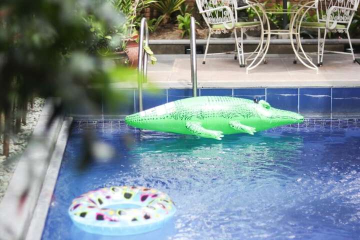 Hotel Pool