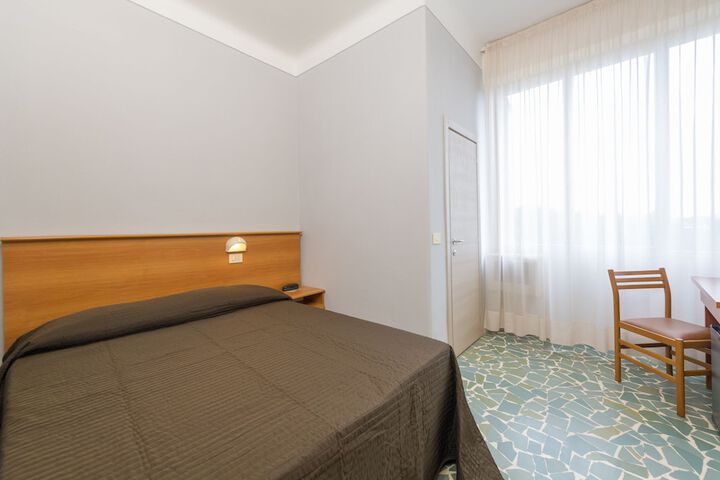 Room 14 of 57