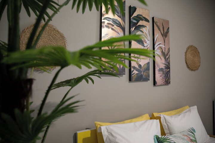 Room 45 of 90