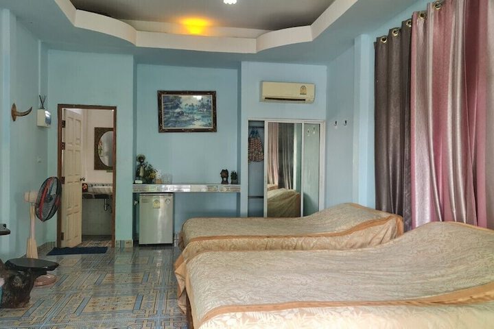 Room 52 of 55