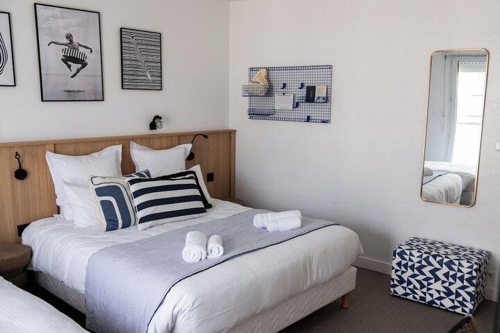 Room 10 of 51