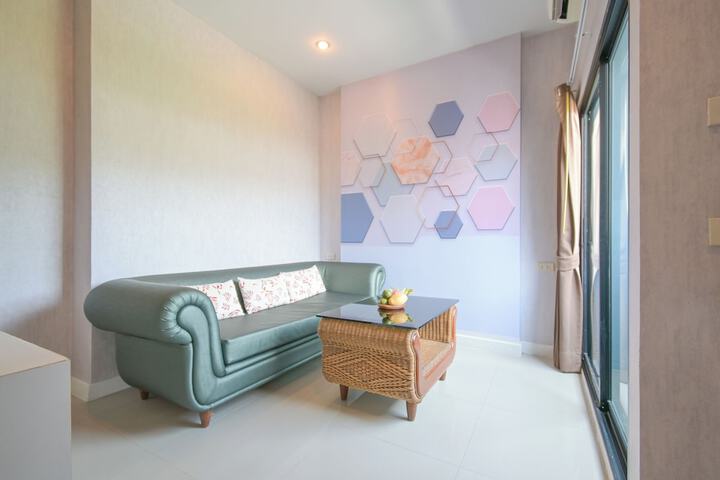 Room 27 of 60